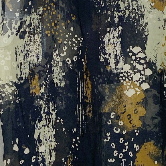 Cabi 4185 Incandescent Top Fall 2021 Medium EUC NWT - Picture 5 of 9